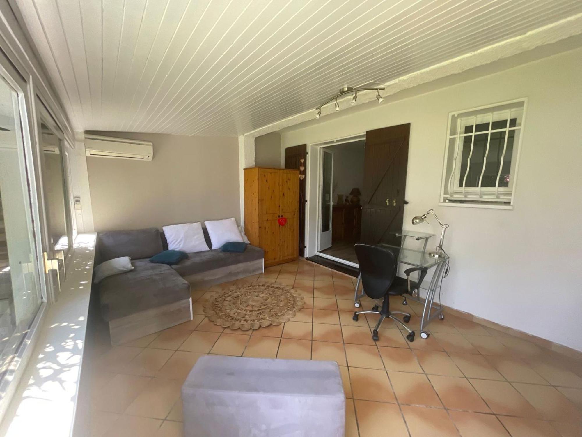 Le Cocon Des Spress Apartment Cers Ngoại thất bức ảnh